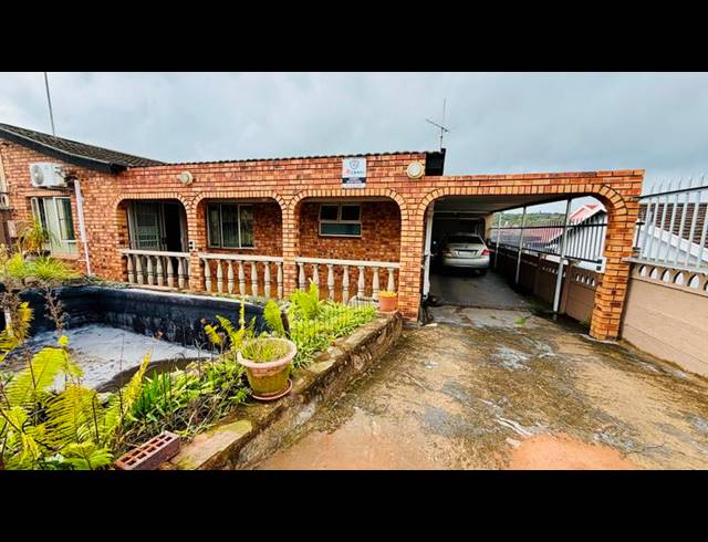 3 BEDROOM HOUSE FOR SALE IN LOTUS PARK